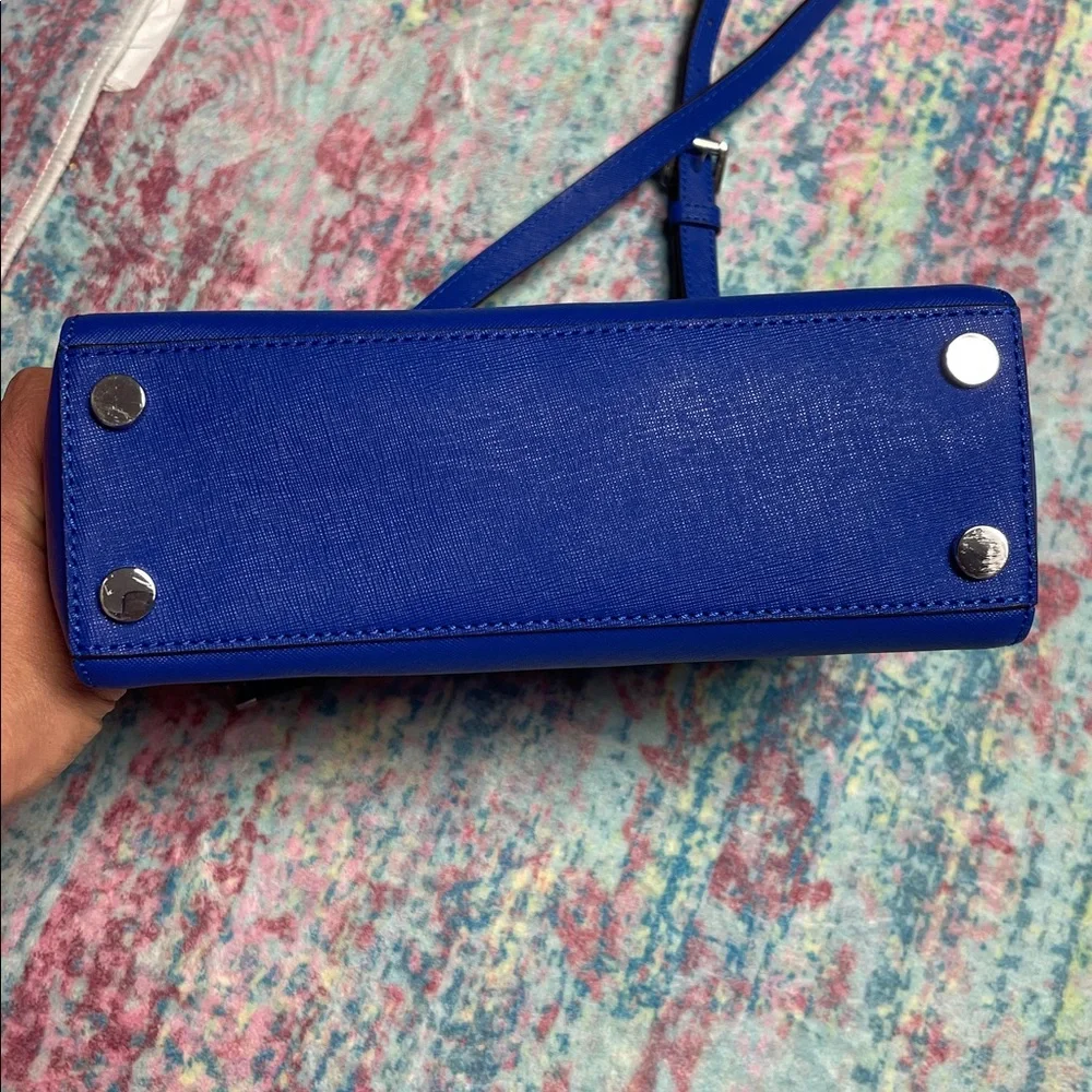LIKE NEW! Michael Kors Royal Blue Crossbody Bag - Picture 6 of 8